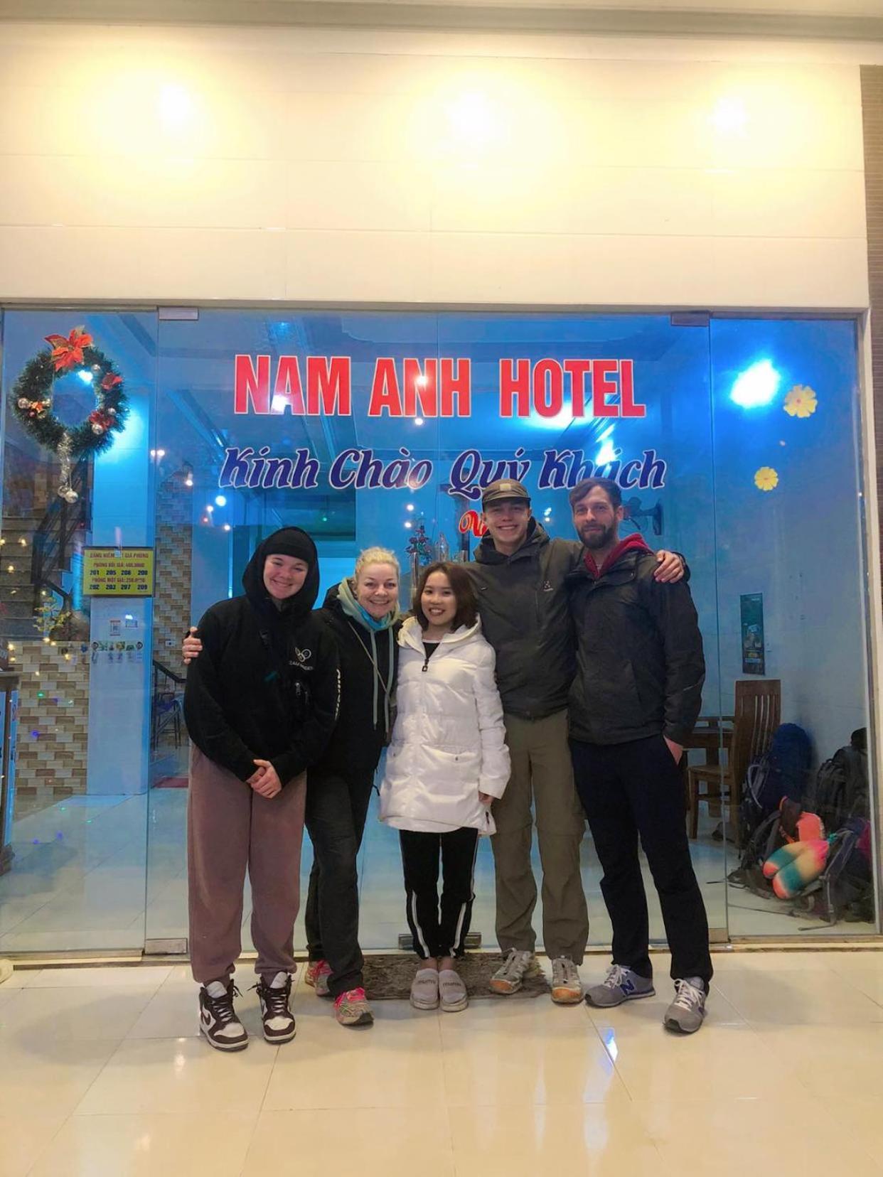 פונג נה Nam Anh Hotel מראה חיצוני תמונה